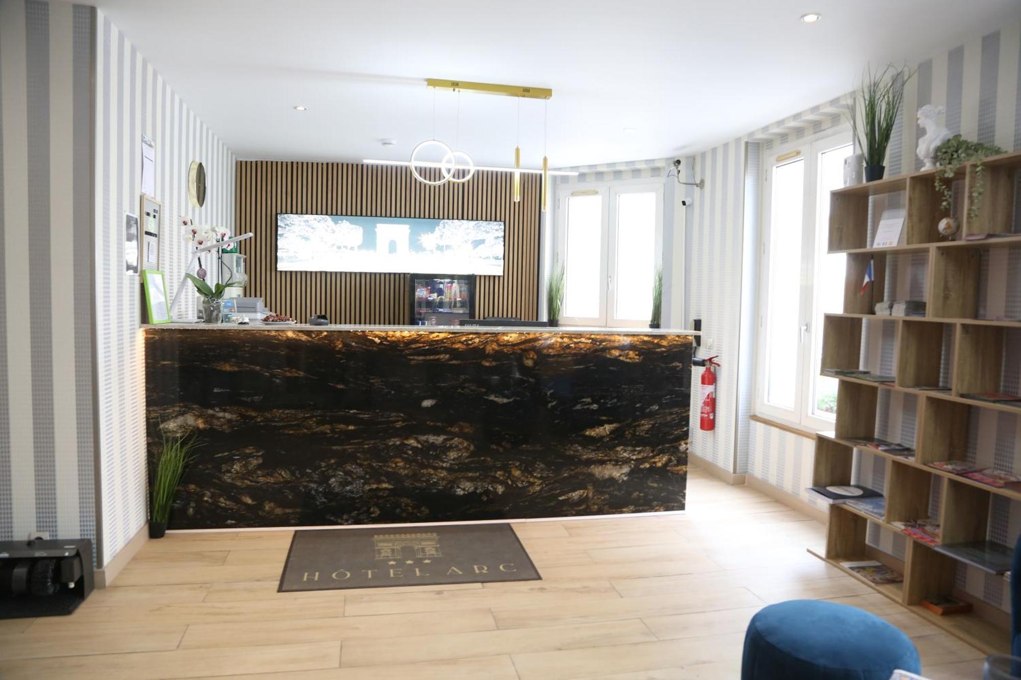 Hotel Arc Paris Porte D'orléans 3*