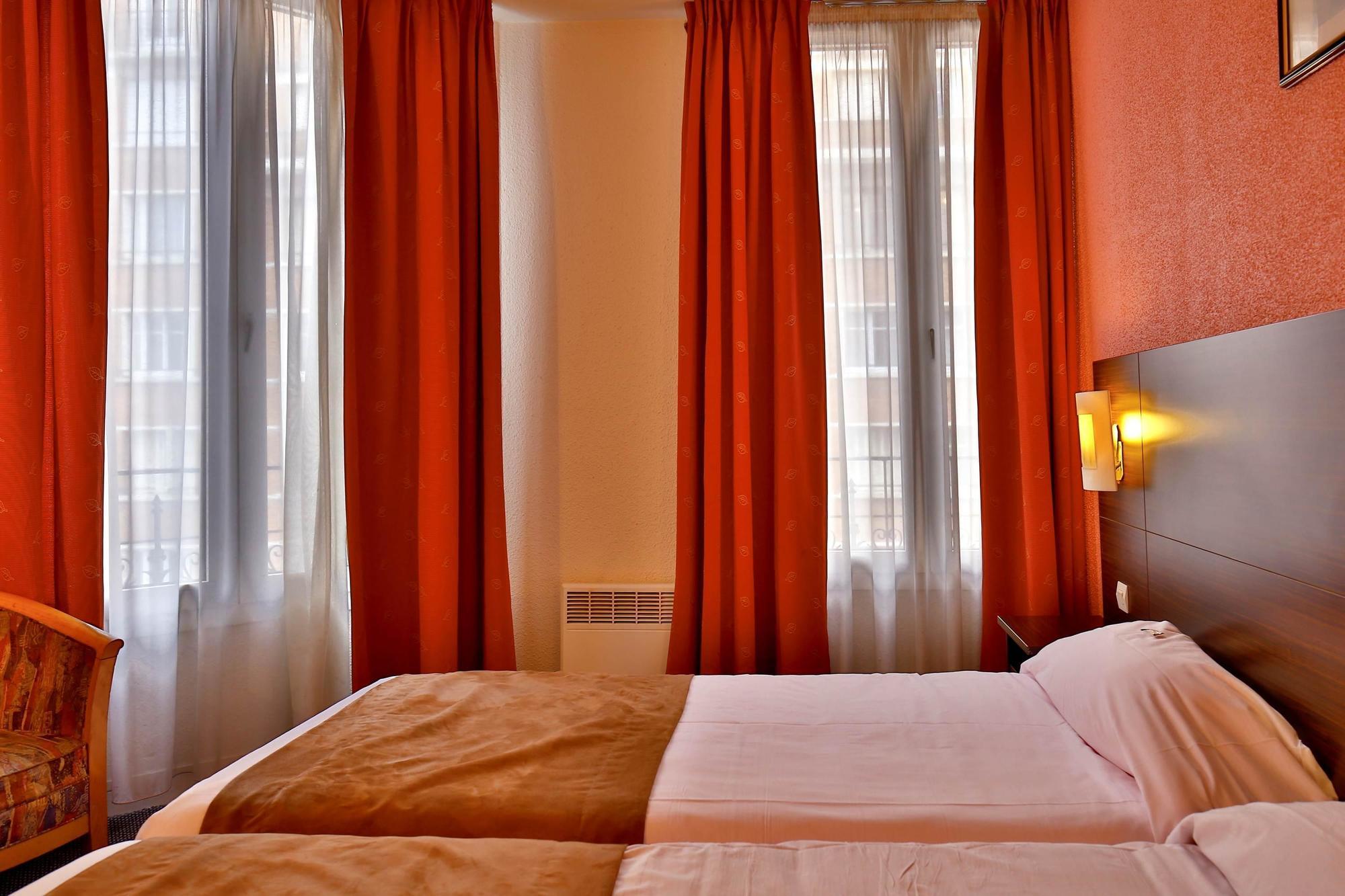 Arc Paris Porte D'orléans Hotel 3*